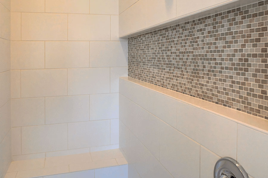 saddletree-custom-home-floorplan-cratfsman-design-shower-tile