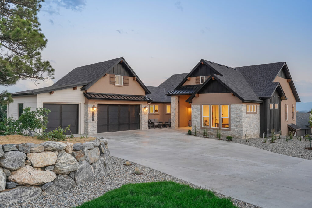 parade-of-homes-colorado-springs-2023-saddletree-the-farm